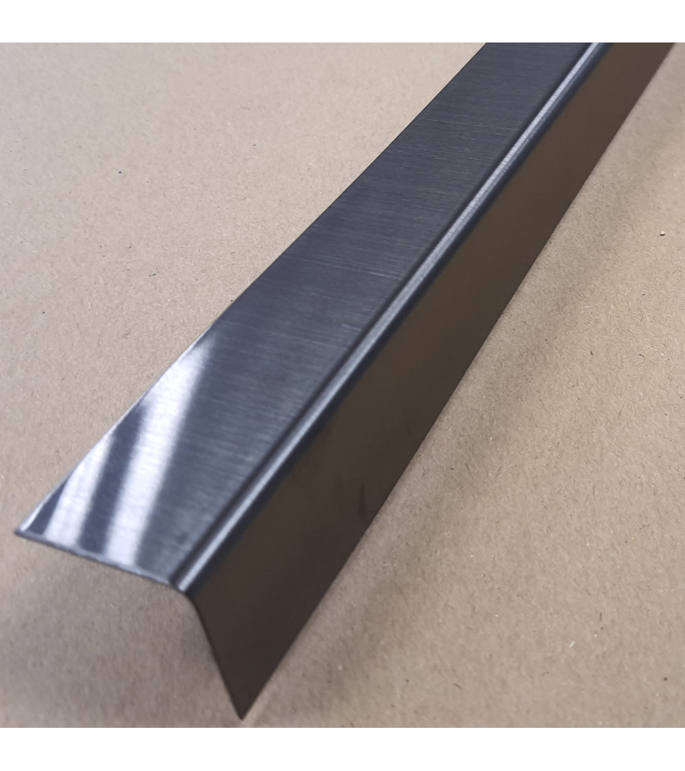 Cornière inox noir brosse