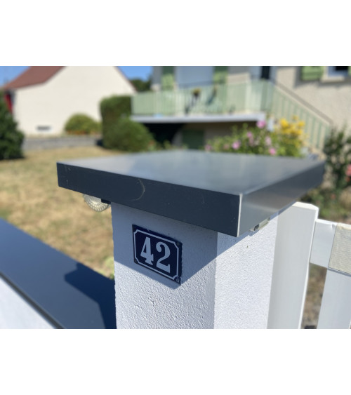Chapeau Acier gris Anthracite Ral 7016