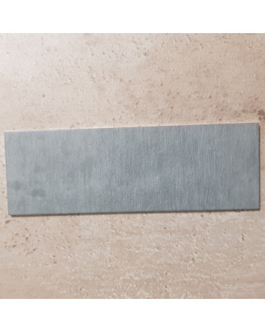 Échantillon Fond de Hotte / Crédence Aluminium Zinc Foncé  1,5 mm